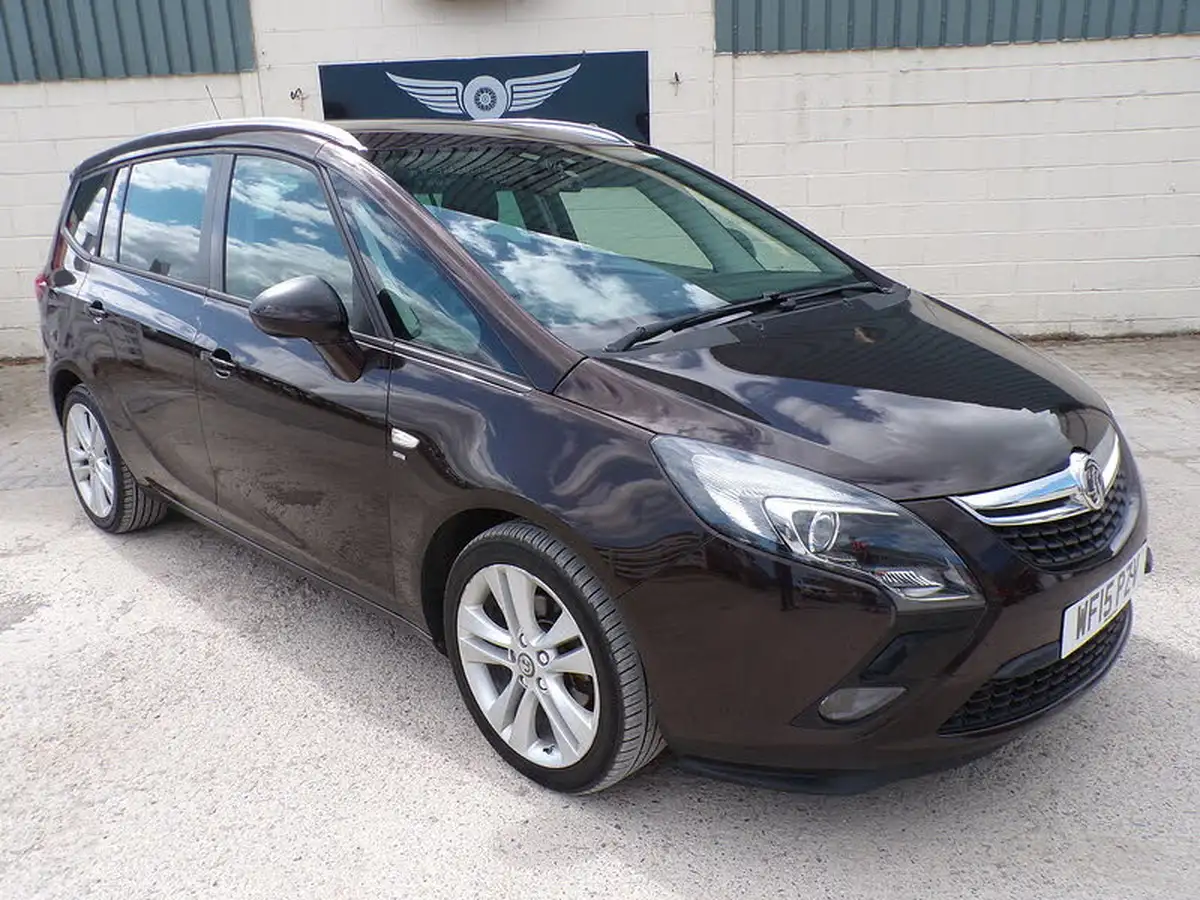 2015-vauxhall-zafira-tourer-14i-16v-turbo-sri-leather-pk-big-10