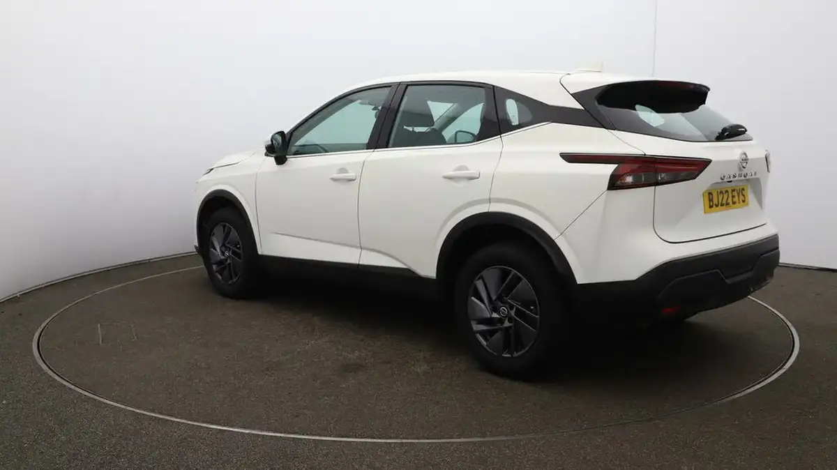 2022-nissan-qashqai-13-dig-t-acenta-premium-140ps-big-61