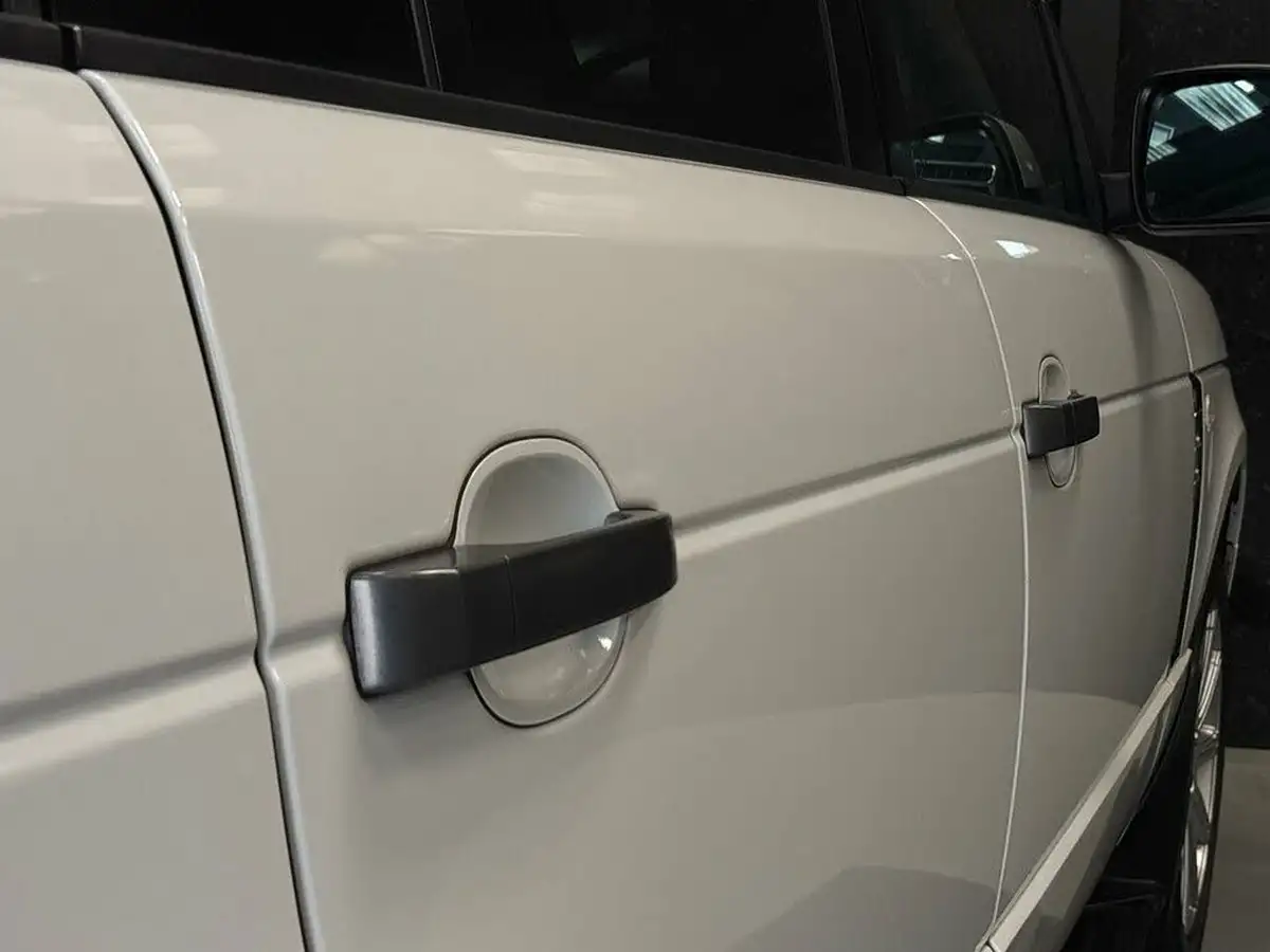 2011-land-rover-range-rover-44td-vogue-big-46