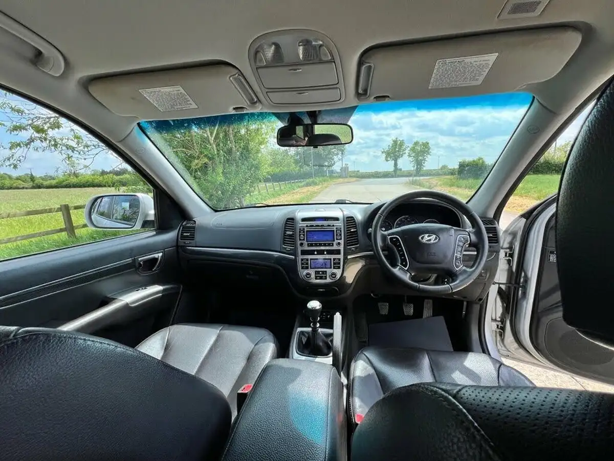 2012-hyundai-santa-fe-22td-premium-7st-big-38
