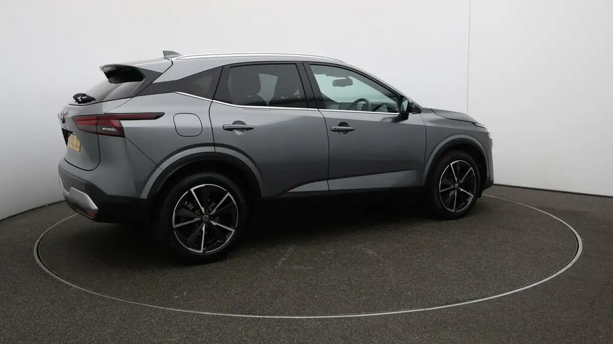 2022-nissan-qashqai-13-dig-t-tekna-158ps-xtronic-big-50