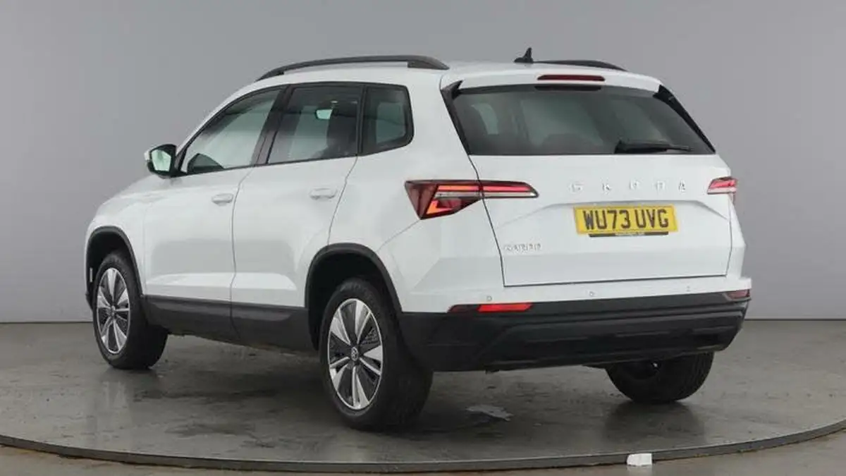 2023-skoda-karoq-15-tsi-se-drive-big-2