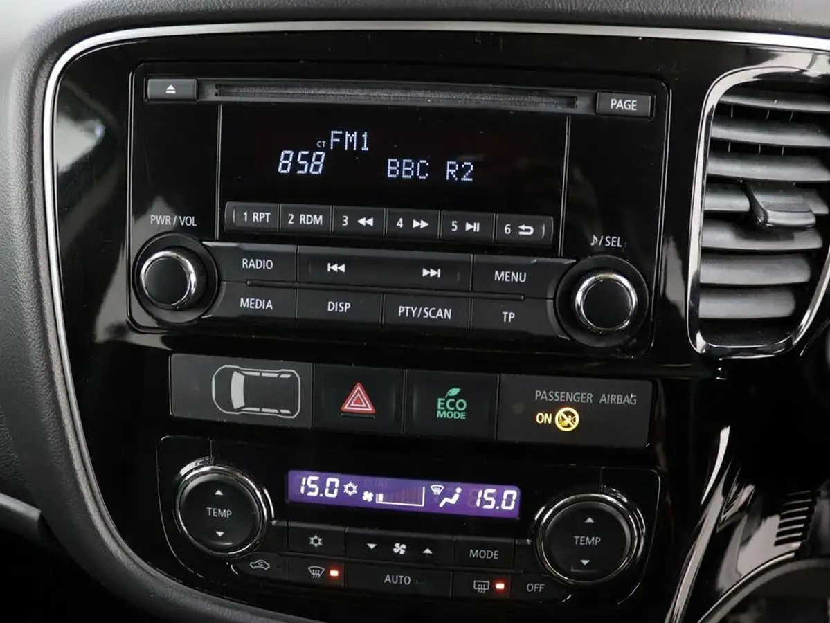 2018-mitsubishi-outlander-22di-d-3-big-12