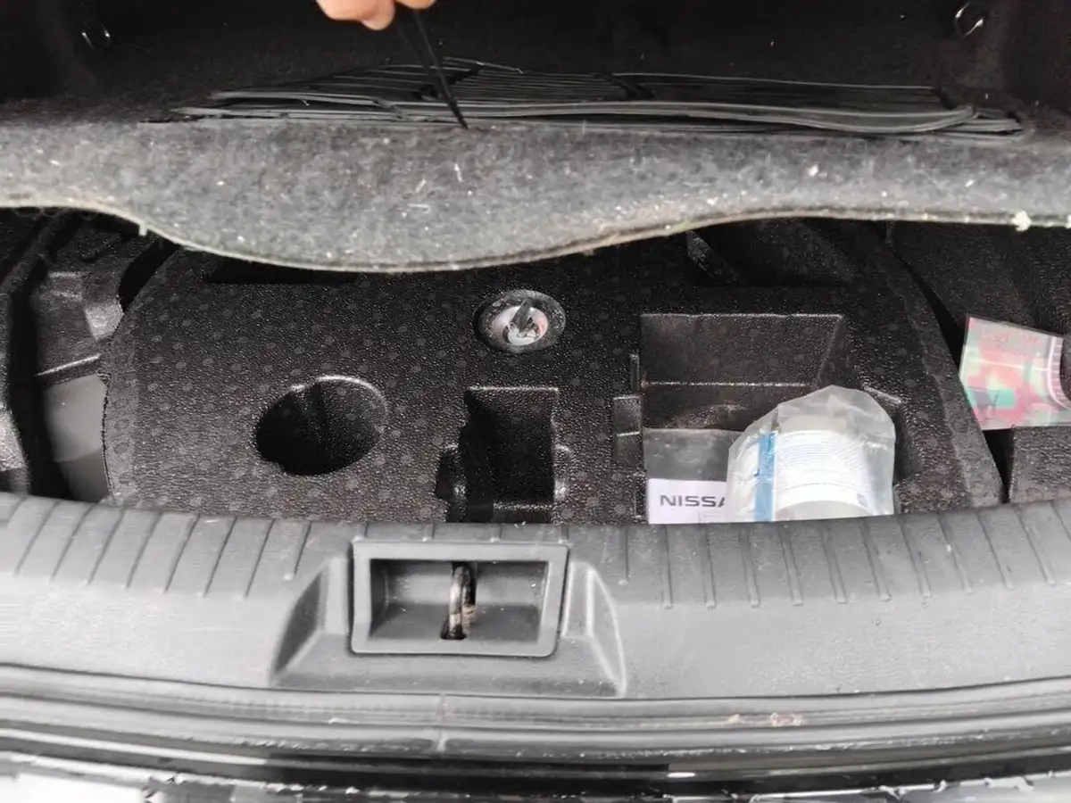 2012-nissan-qashqai-15td-acenta-big-7
