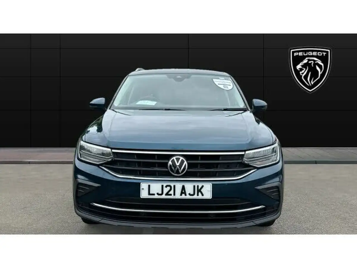 2021-volkswagen-tiguan-15-tsi-life-150ps-dsg-big-2