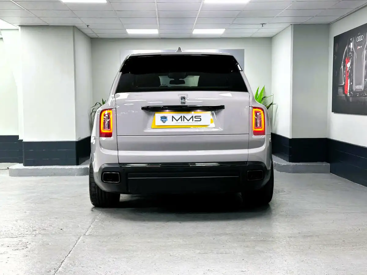 2023-rolls-royce-cullinan-675-black-badge-big-8