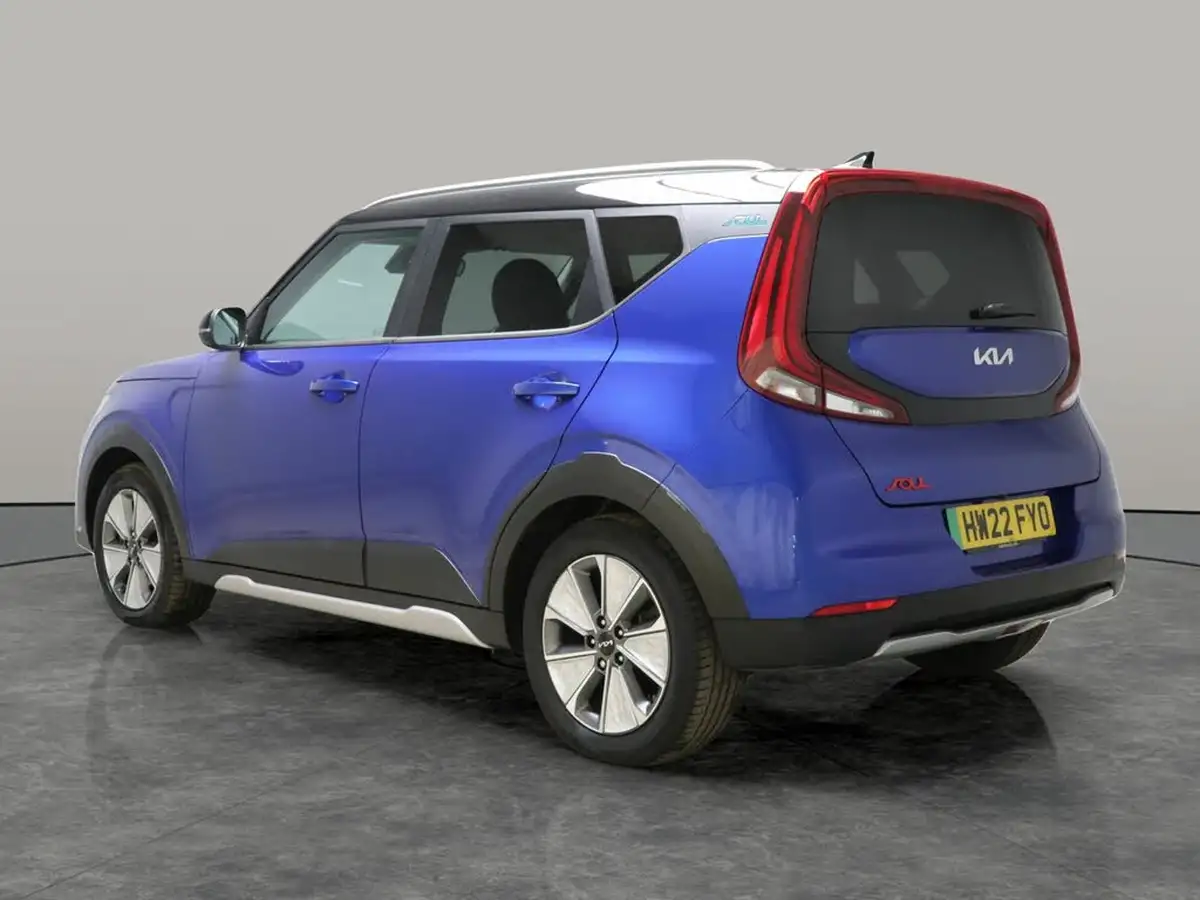 2022-kia-soul-ev-maxx-big-16