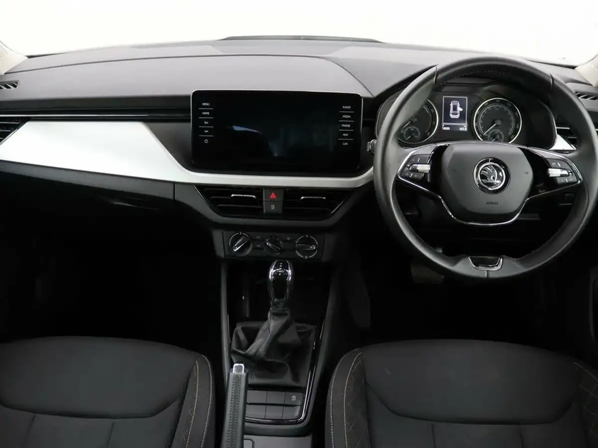 2023-skoda-kamiq-10-tsi-se-drive-109ps-dsg-big-18