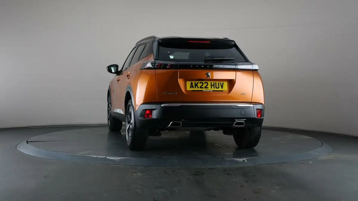 2022-peugeot-2008-suv-12-puretech-gt-big-47