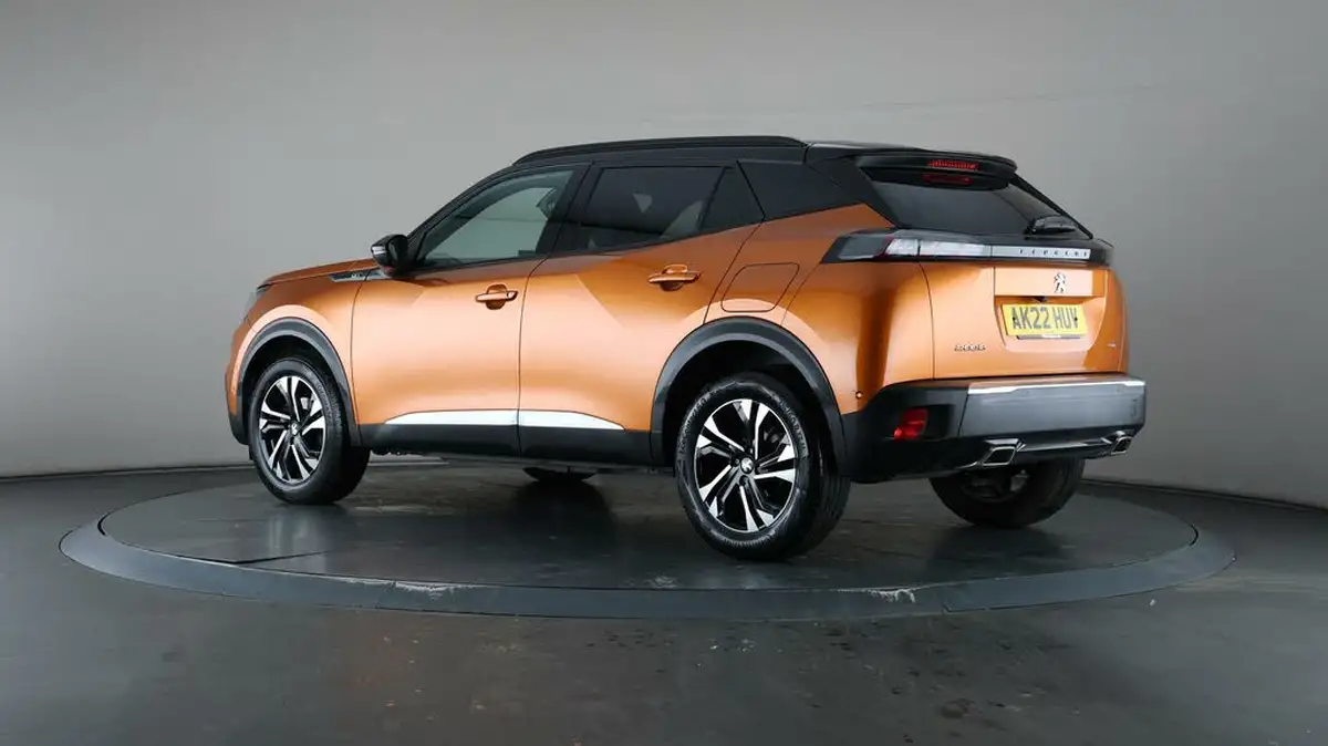 2022-peugeot-2008-suv-12-puretech-gt-big-75