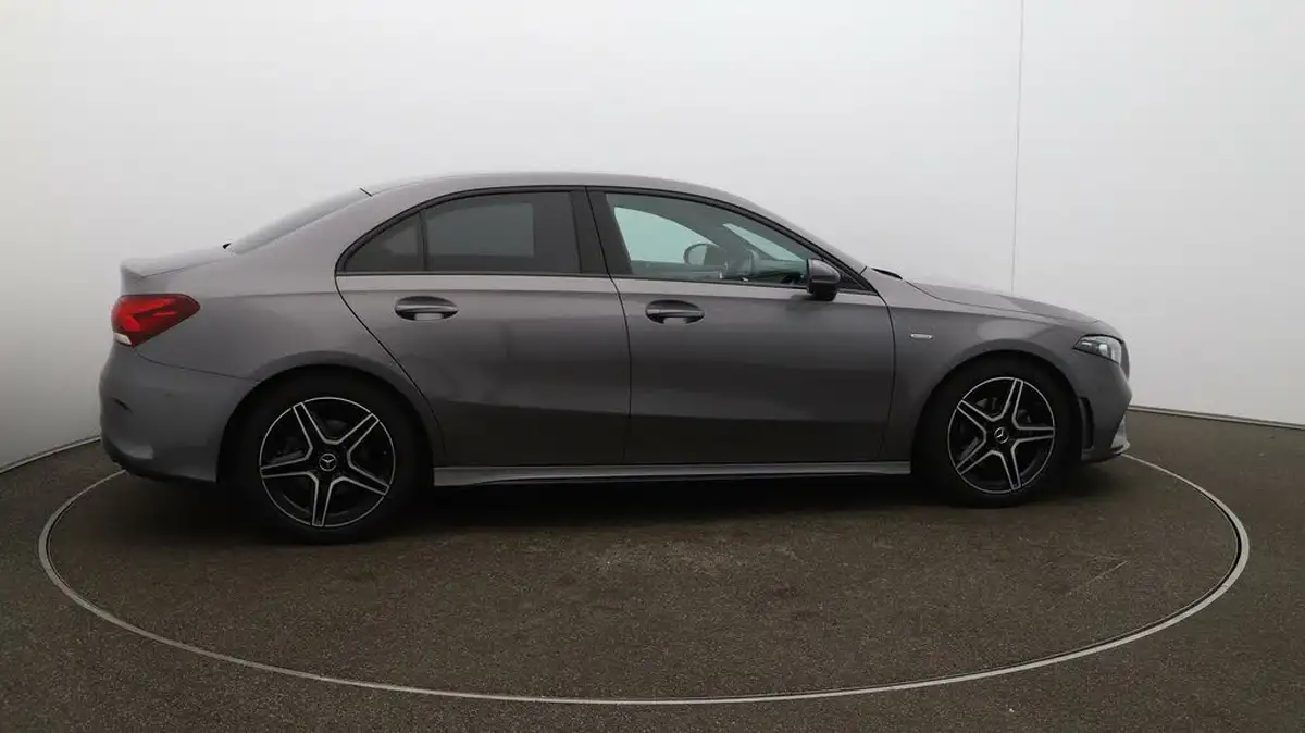 2022-mercedes-benz-a-class-13-a200-amg-line-executive-edition-saloon-4d-7g-dct-big-51