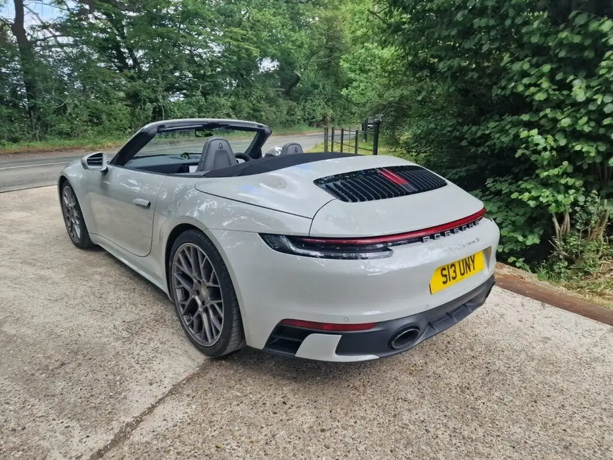 2019-porsche-911-30-carrera-s-450ps-coupe-pdk-big-10