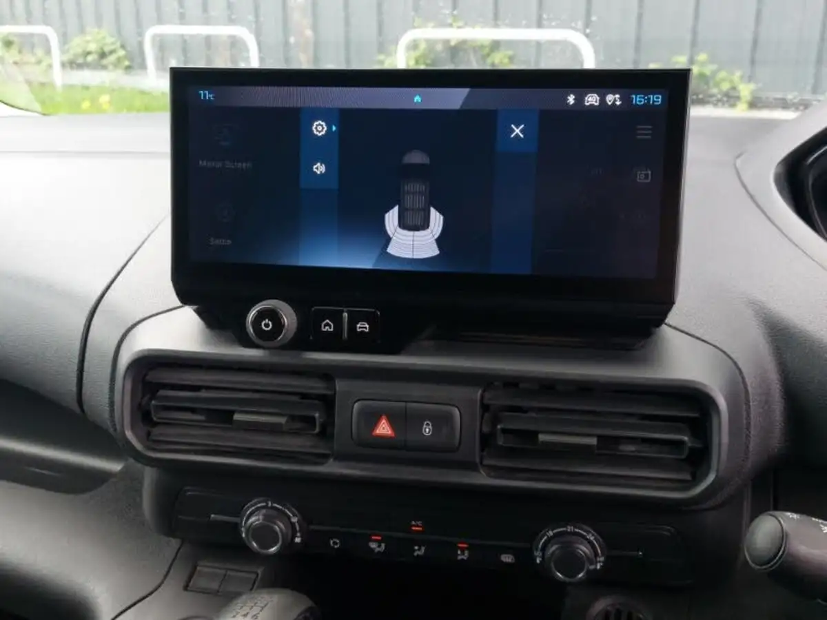 2024-peugeot-partner-15-bluehdi-professional-100pseu6d-big-9