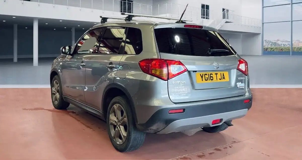 2016-suzuki-vitara-16-sz-t-big-5