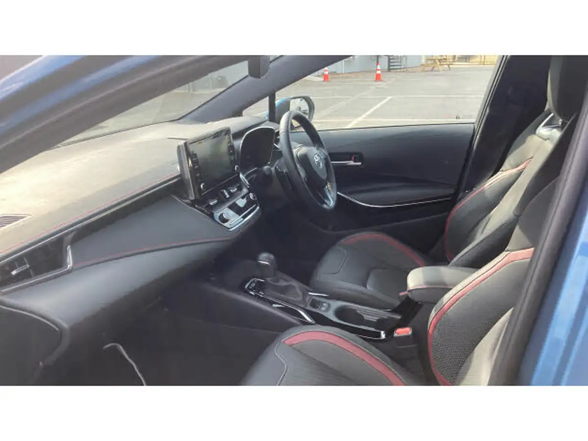 2021-toyota-corolla-20-vvt-i-excel-trk-hatchback-big-9