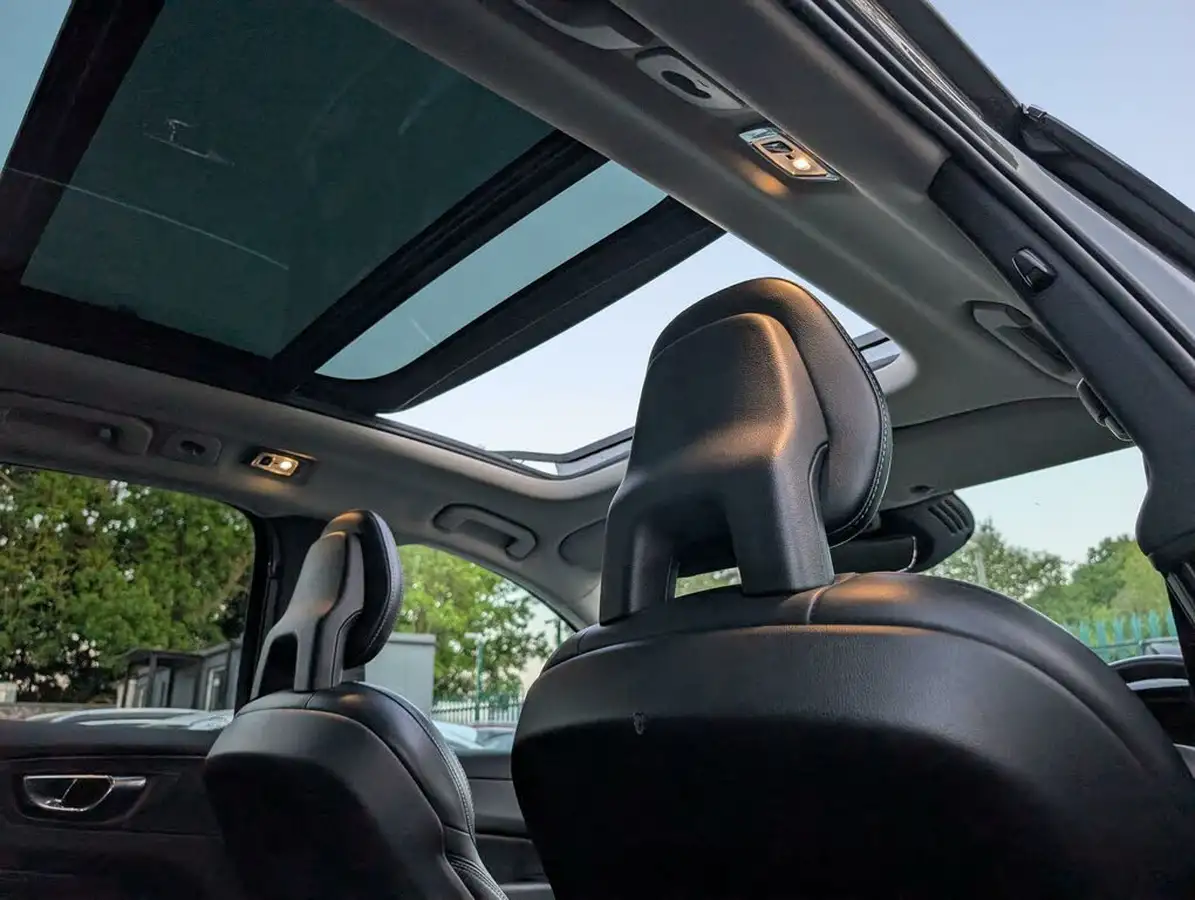 2017-volvo-xc60-20td-d5-inscription-pro-powerpulse-big-38