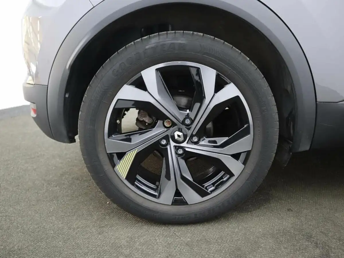 2023-renault-captur-16-e-tech-engineered-145ps-full-big-6