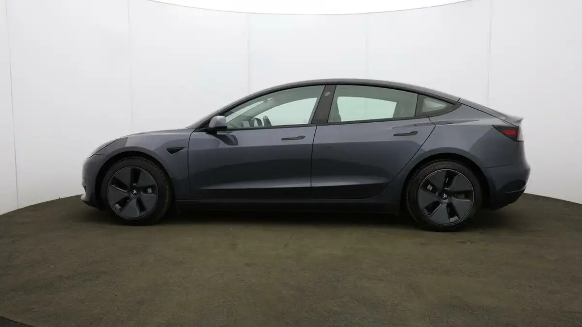 2021-tesla-model-3-e-standard-plus-big-66