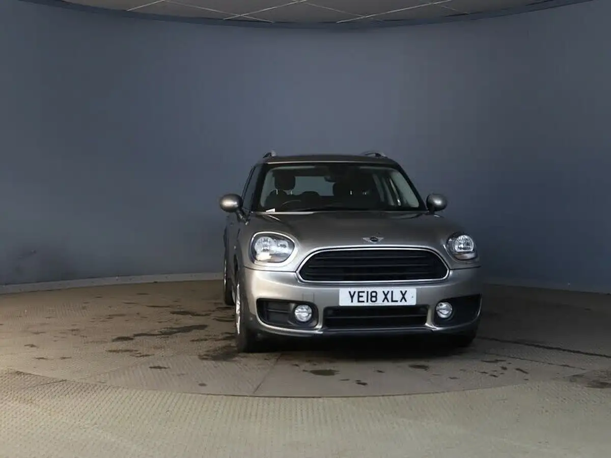 2018-mini-countryman-20td-cooper-d-jcw-chilinav-plusss-all4-auto-big-1