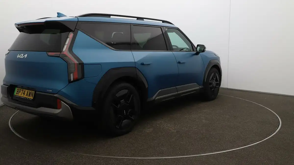 2025-kia-ev9-e-gt-line-s-7-big-57