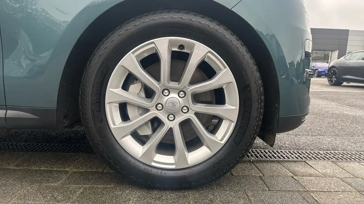 2023-land-rover-range-rover-sport-30-p440e-se-big-7