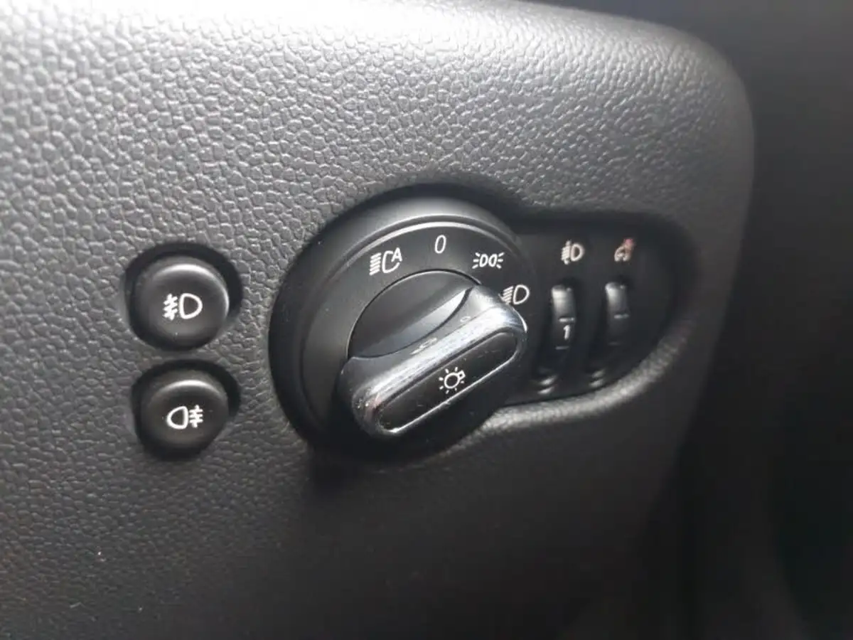 2019-mini-cooper-15-cooper-sport-hatchback-5d-big-17
