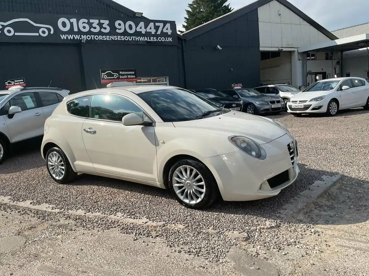 2014-alfa-romeo-mito-13jtdm-2-sprint-big-41
