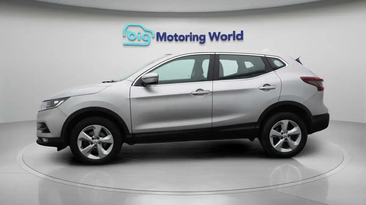 2020-nissan-qashqai-13-dig-t-acenta-premium-140ps-big-4