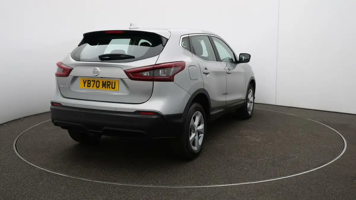 2020-nissan-qashqai-13-dig-t-acenta-premium-140ps-big-52