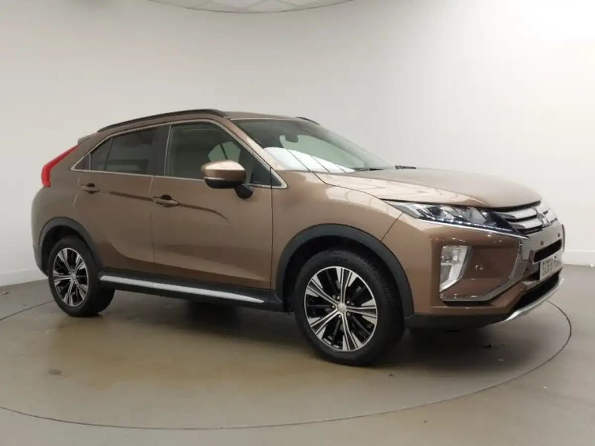 2018-mitsubishi-eclipse-cross-15-3-big-12