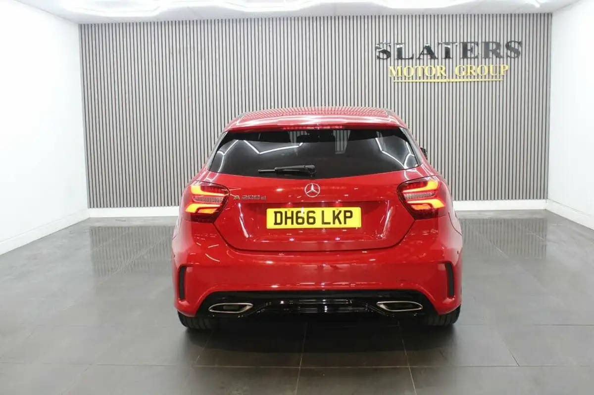 2017-mercedes-benz-a-class-21d-a200d-amg-line-premiumss-7g-dct-big-4