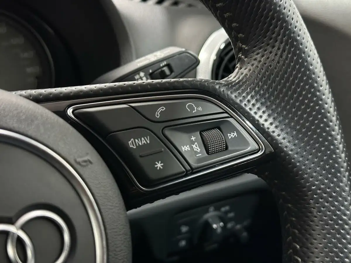 2017-audi-s3-20-tfsi-nav-hatchback-3d-s-tronic-big-14