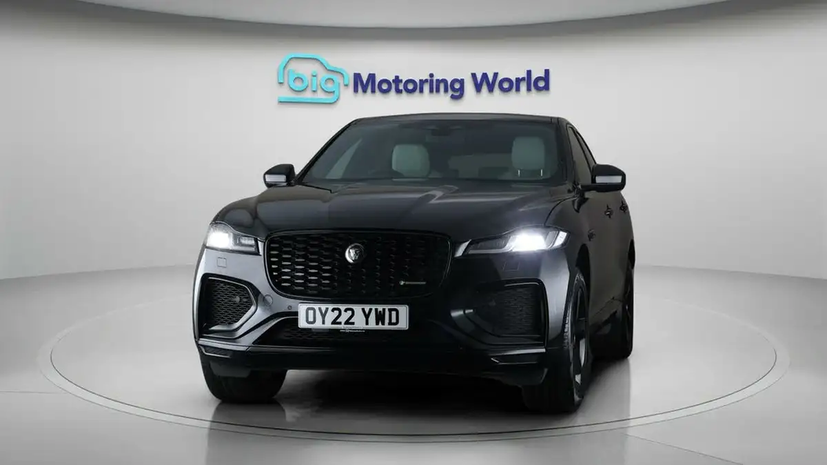 2022-jaguar-f-pace-20-p400e-r-dynamic-s-big-2