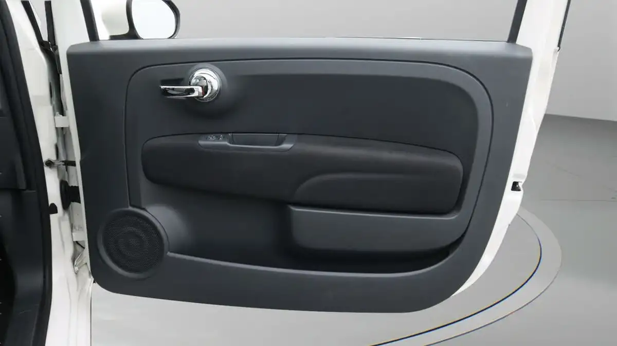 2018-fiat-500-12-lounge-big-14