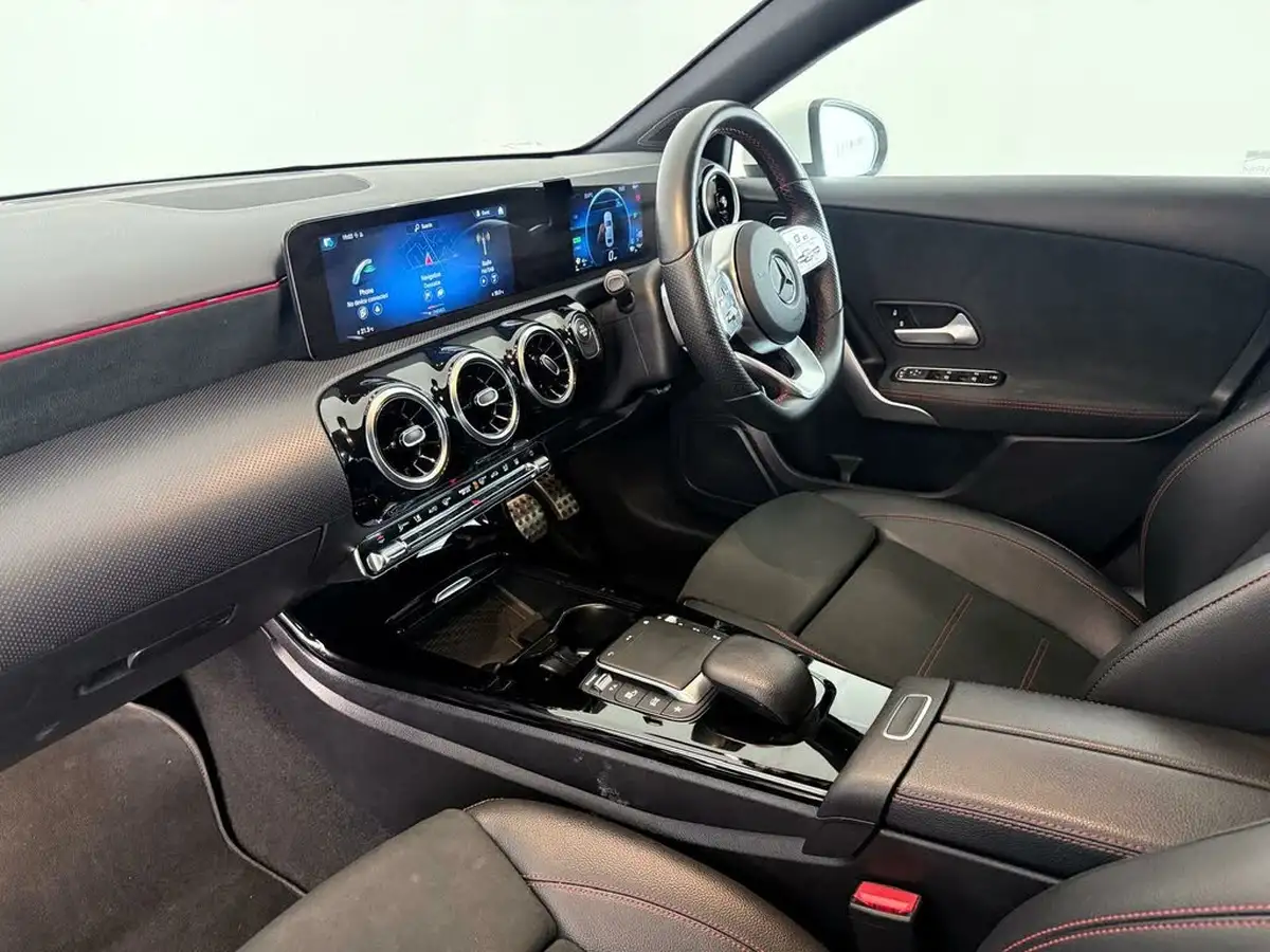 2021-mercedes-benz-a-class-13-a250e-amg-line-executive-saloon-4d-big-11