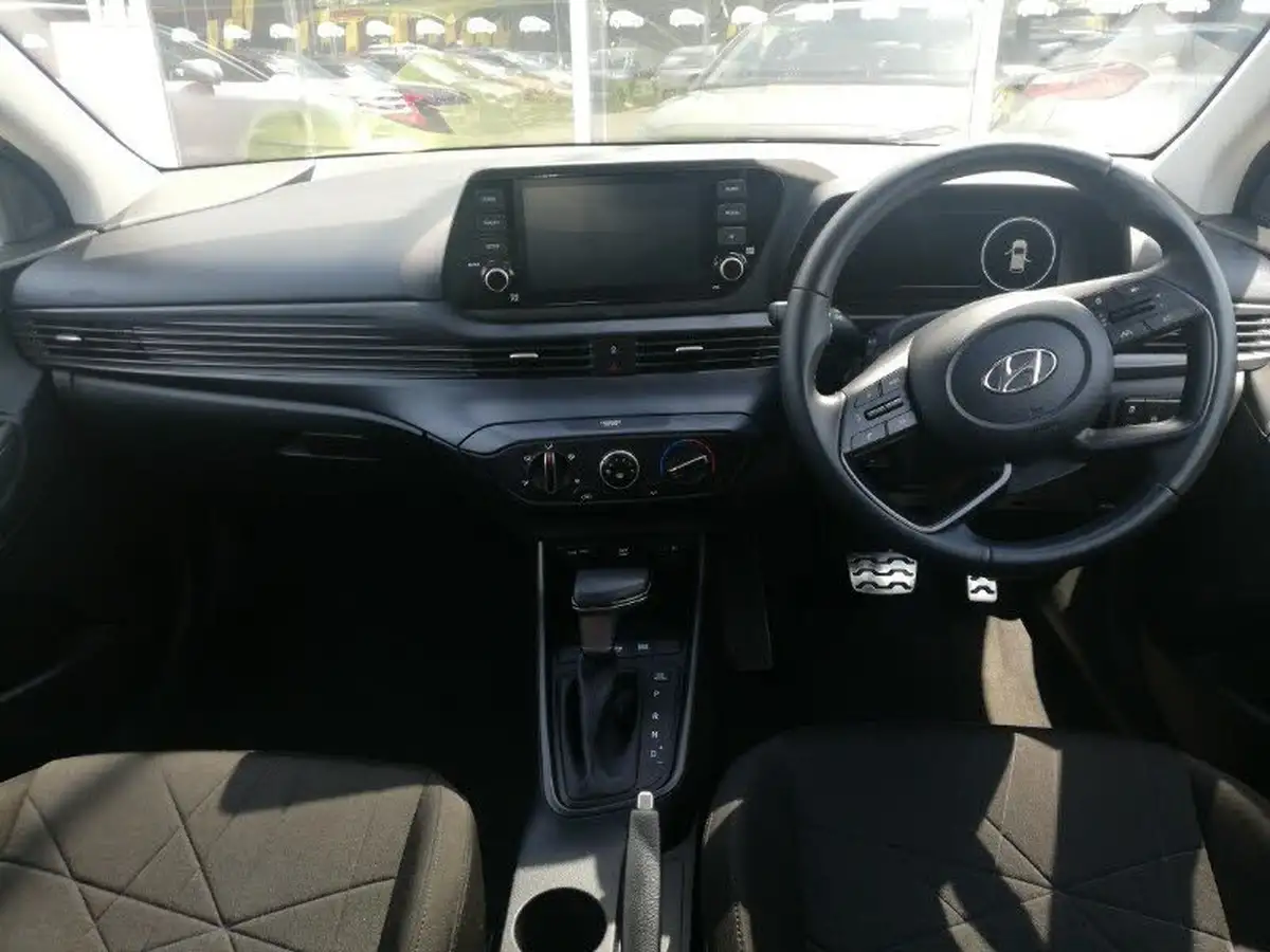2022-hyundai-bayon-10-t-gdi-se-connect-dct-big-2