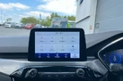 2022-ford-kuga-small-27