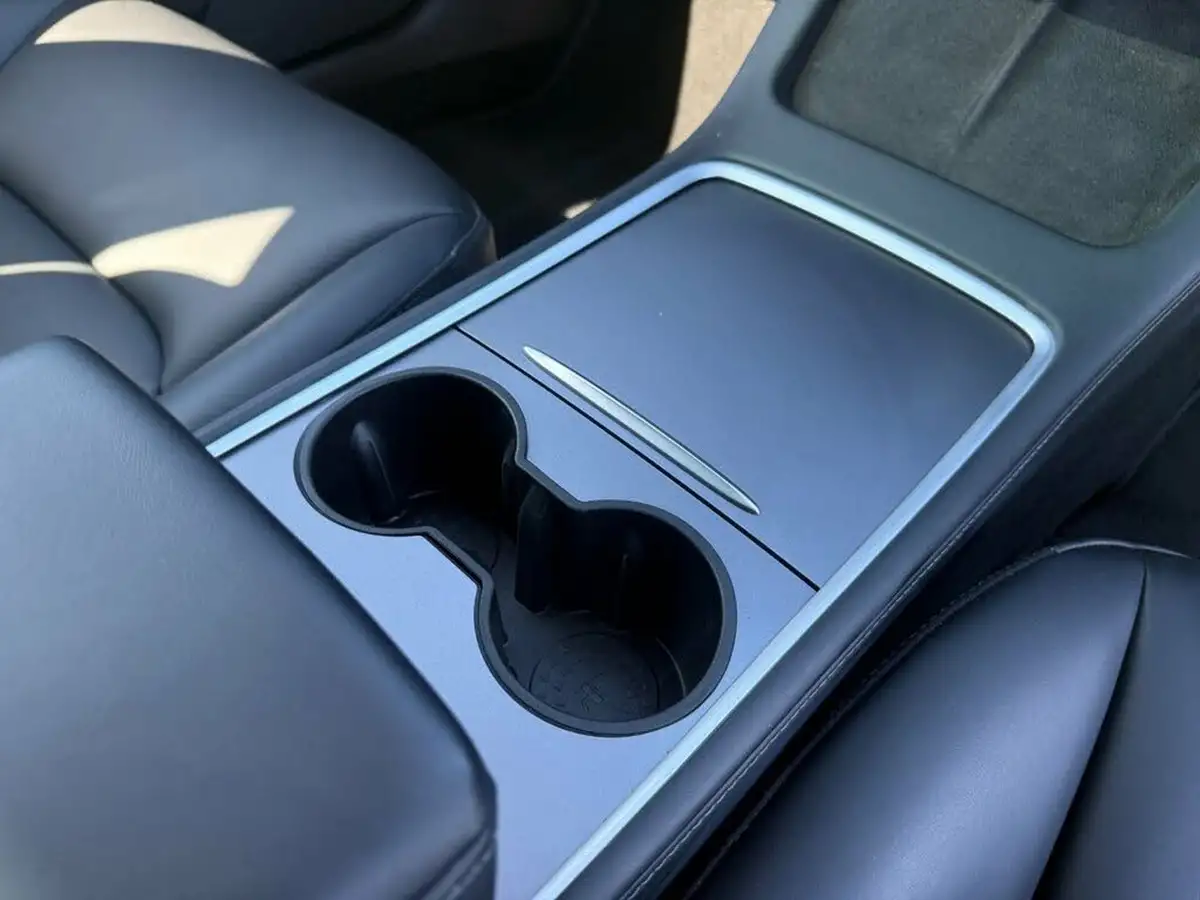 2022-tesla-model-3-e-long-range-big-31