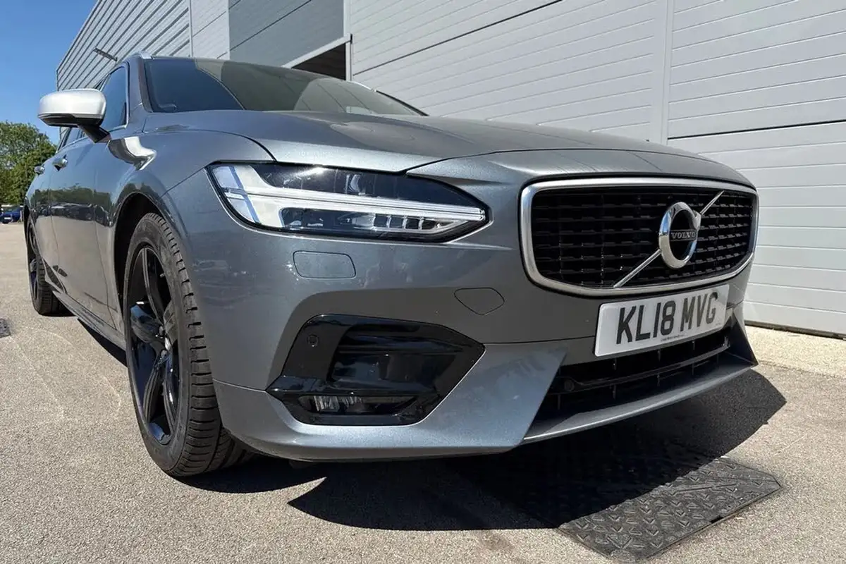 2018-volvo-v90-20td-d5-r-design-4x4-big-8