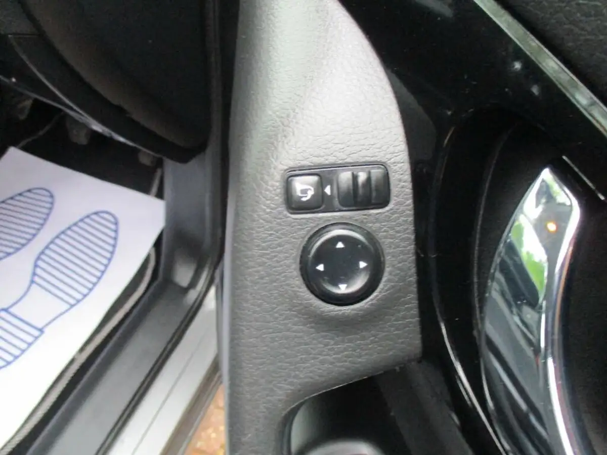 2020-nissan-qashqai-13-dig-t-acenta-premium-140ps-big-26