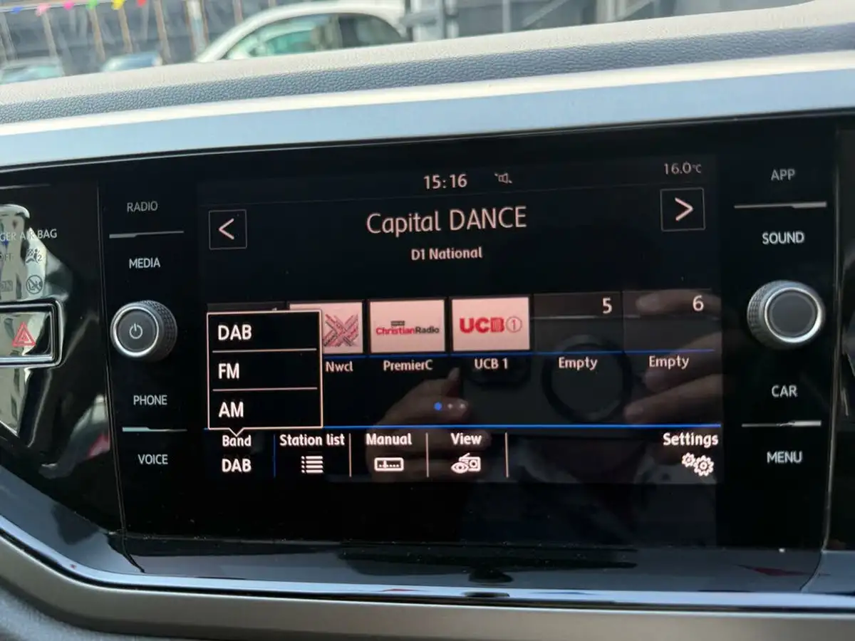 2019-volkswagen-polo-10-tsi-se-ss-dsg-big-35