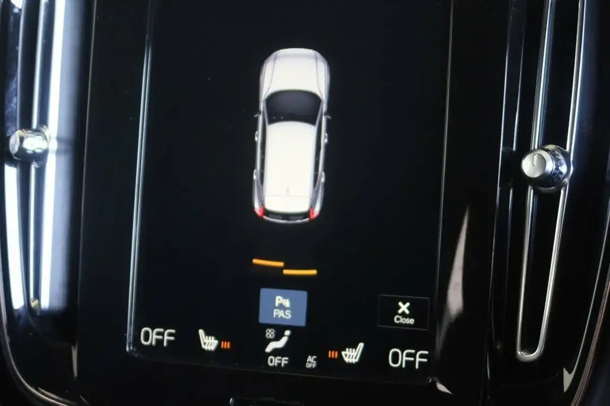2020-volvo-xc40-15-t5-r-design-pro-plug-in-hybrid-big-18