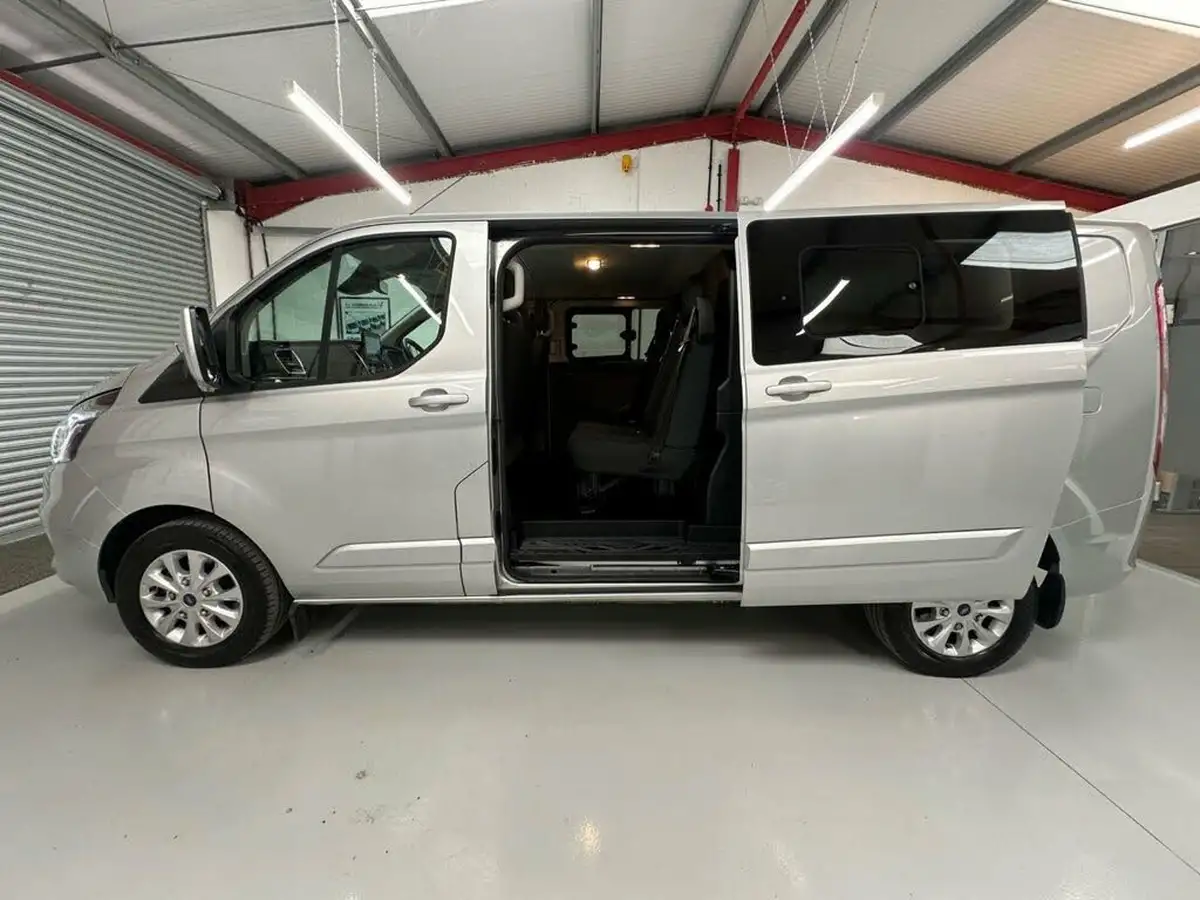 2022-ford-transit-custom-20tdci-320-l2h1-limited-130pseu6dt-double-cab-in-van-big-2