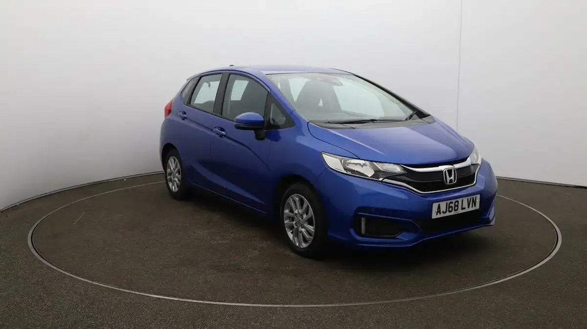 2018-honda-jazz-13-i-vtec-se-big-41