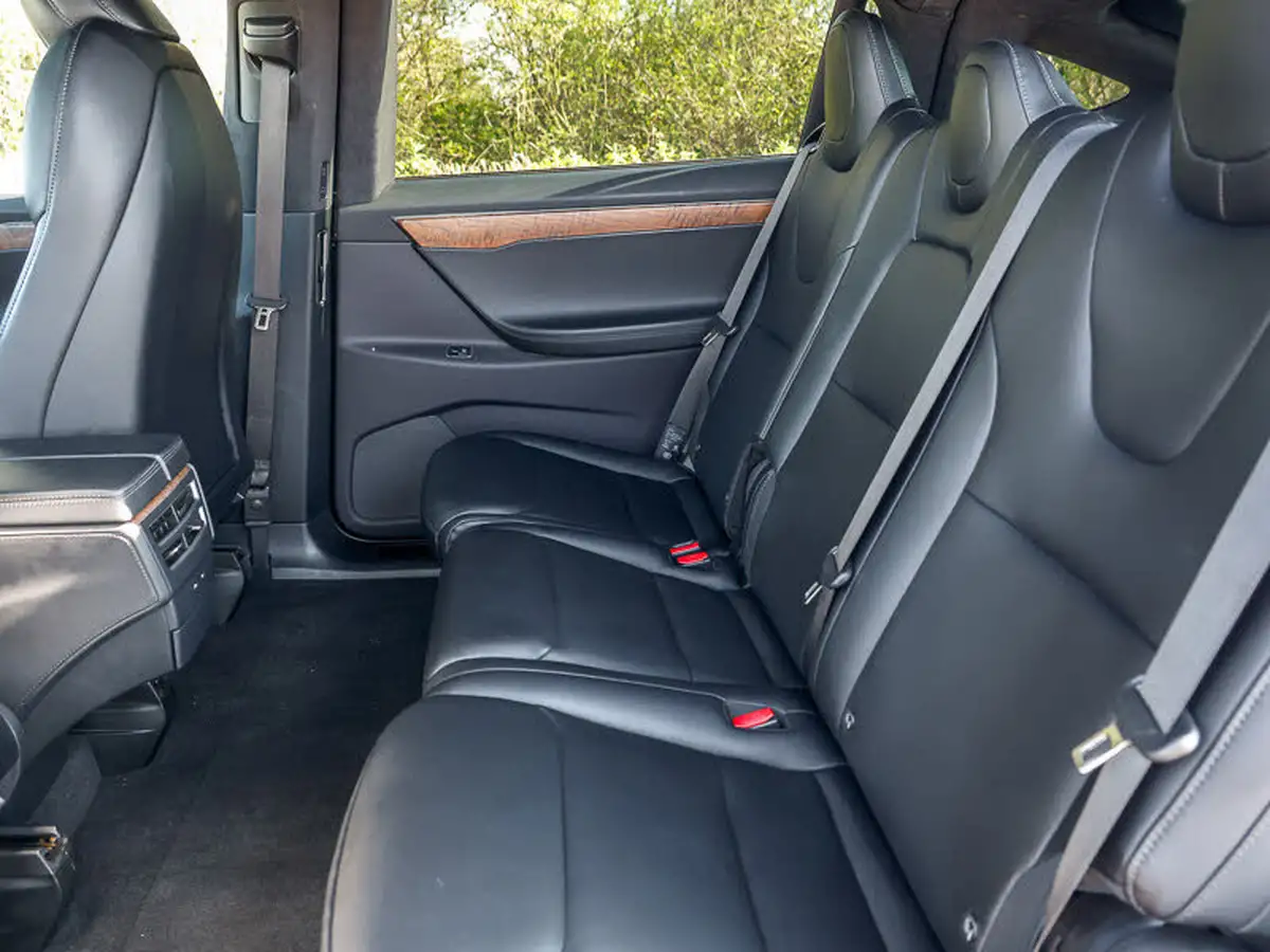 2020-tesla-model-x-e-long-range-big-5