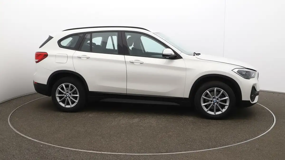 2020-bmw-x1-15-sdrive18i-se-big-46