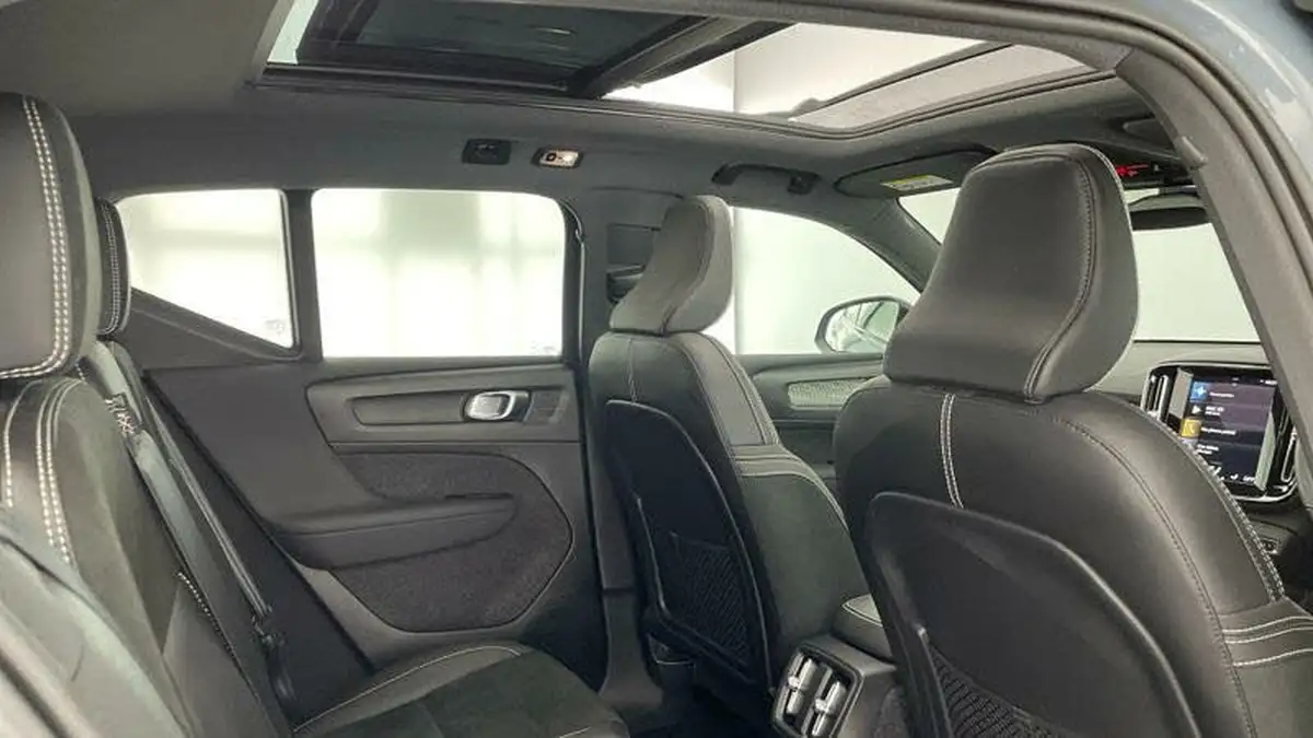 2021-volvo-xc40-15-t5-r-design-262bhp-big-26