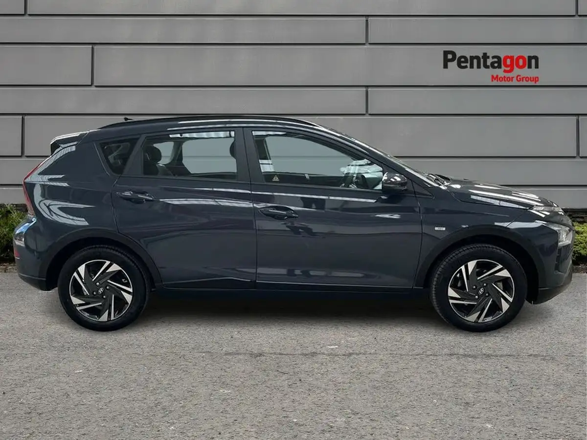 2023-hyundai-bayon-10-t-gdi-se-connect-dct-big-13