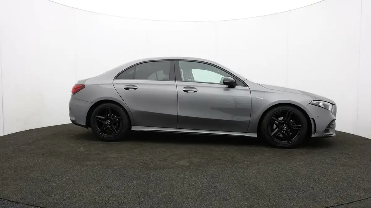 2022-mercedes-benz-a-class-13-a180-amg-line-premium-edition-saloon-4d-7g-dct-big-43