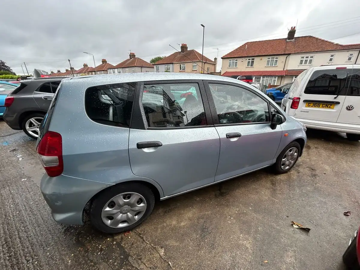 2007-honda-jazz-12-s-big-4